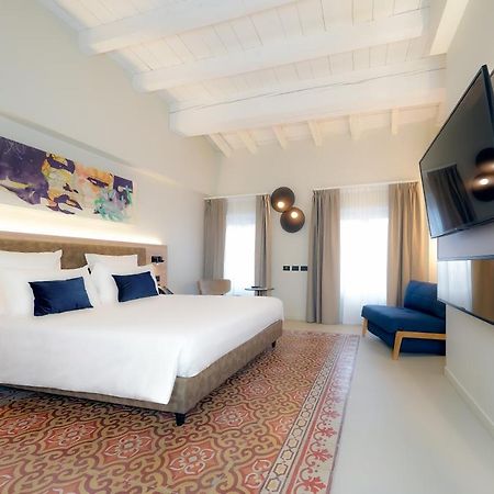 Bergamo Inn 21 מראה חיצוני תמונה Deluxe Room