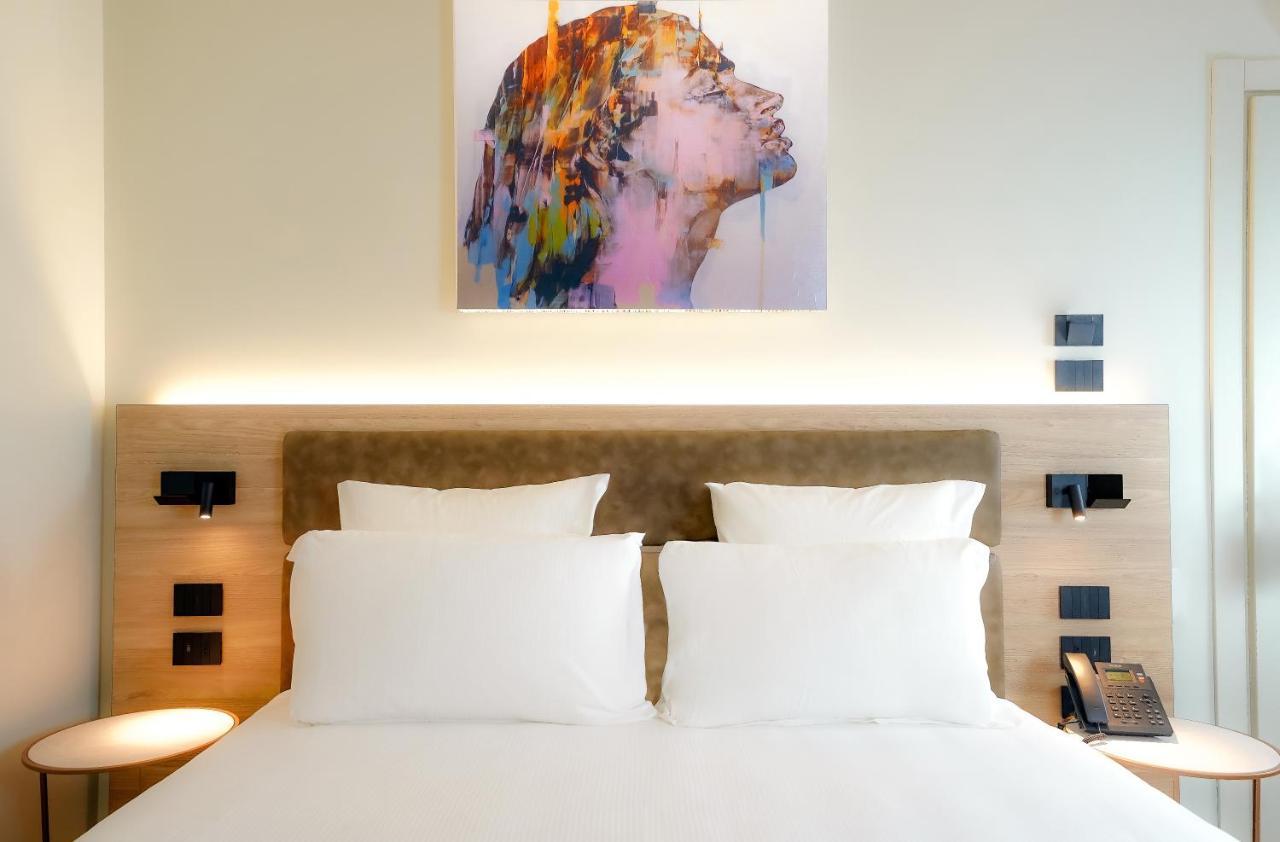 Bergamo Inn 21 מראה חיצוני תמונה A room at the hotel